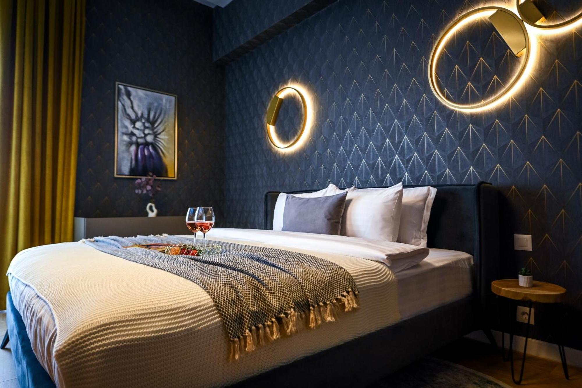 One Verdi Park Exclusive Apartments - Panoramic View & Private Parking Bukarest Rum bild