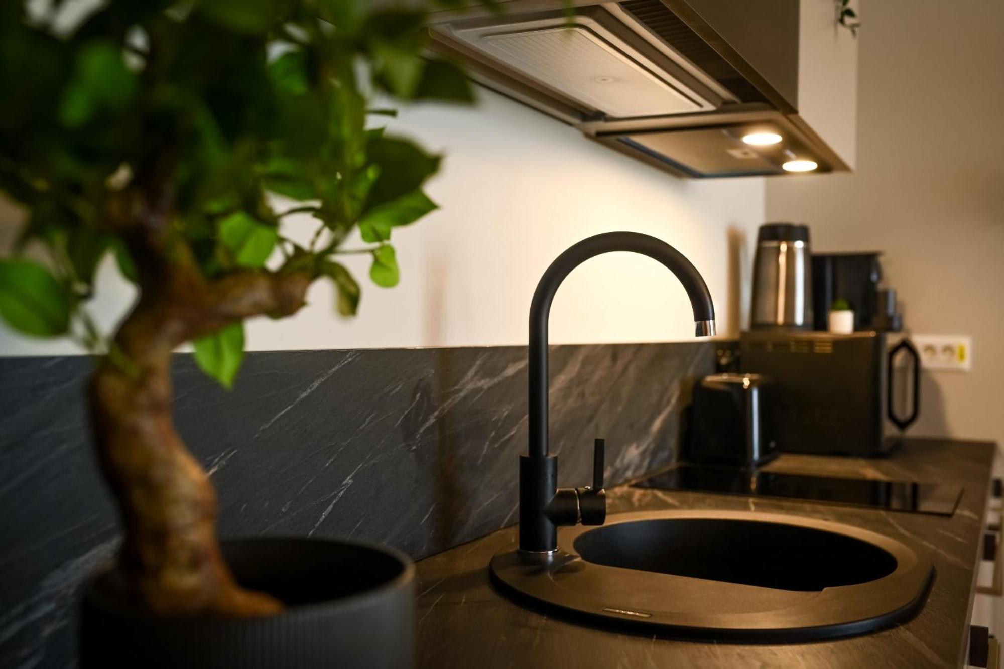 One Verdi Park Exclusive Apartments - Panoramic View & Private Parking Bukarest Rum bild