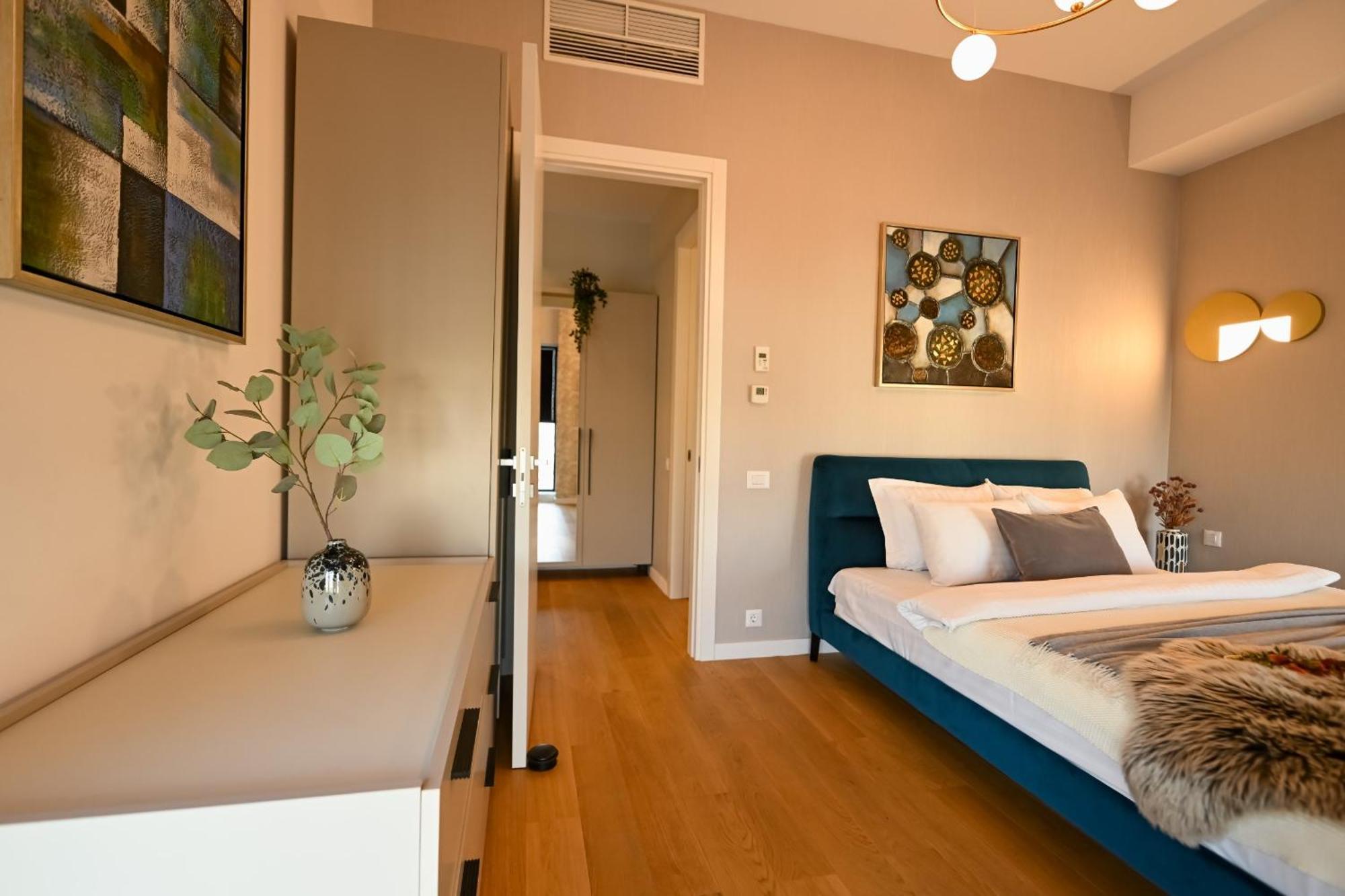 One Verdi Park Exclusive Apartments - Panoramic View & Private Parking Bukarest Rum bild