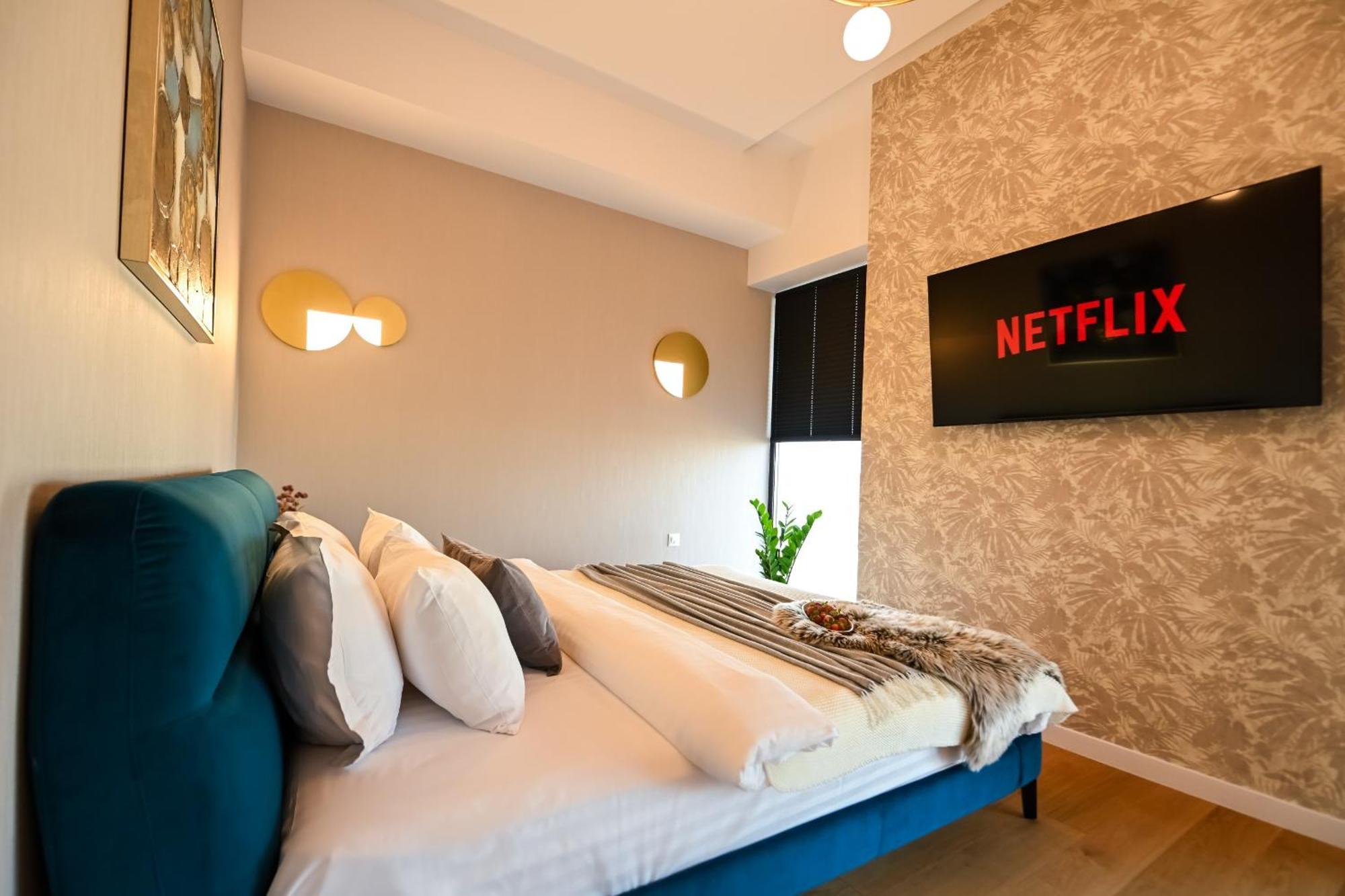 One Verdi Park Exclusive Apartments - Panoramic View & Private Parking Bukarest Rum bild